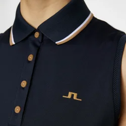 Swing Sleeveless Top